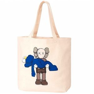 KAWS x UNIQLO TOTE BAG